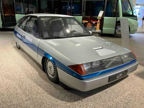 Volvo LCP2000