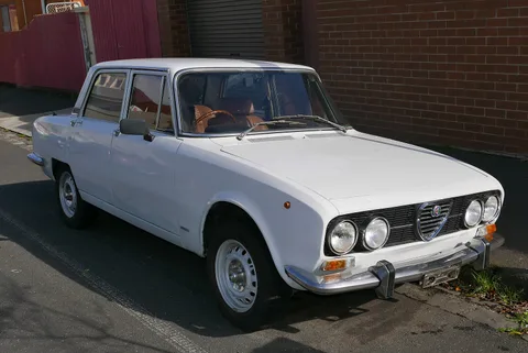 Alfa Romeo 1750 — 3