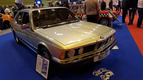 BMW E23 — 8