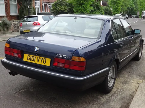 BMW E32 — 4