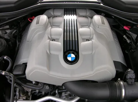 BMW 6 Series (E63) — 5