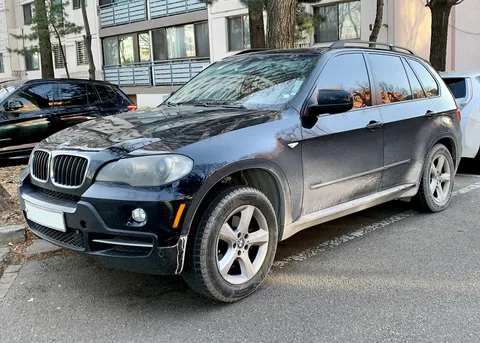 BMW X5 — 8