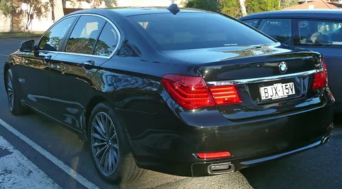 BMW 7 F01 F02 — 3