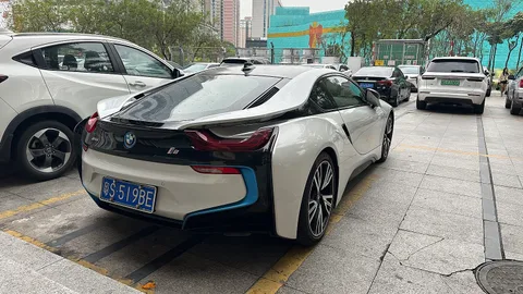 BMW i8 — 6