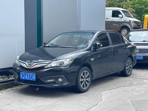 BYD L3 — 6