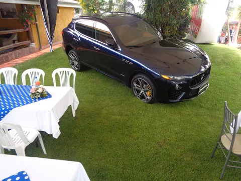 Maserati Levante — 2