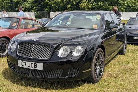 Bentley Continental Flying Spur — 3
