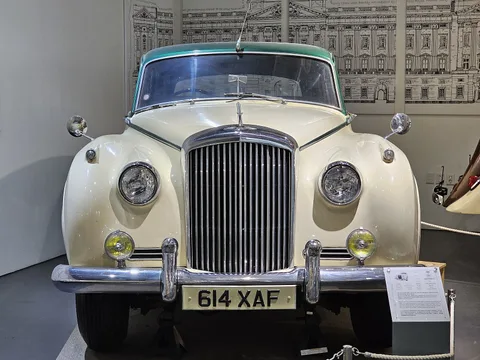 Bentley S1 — 5