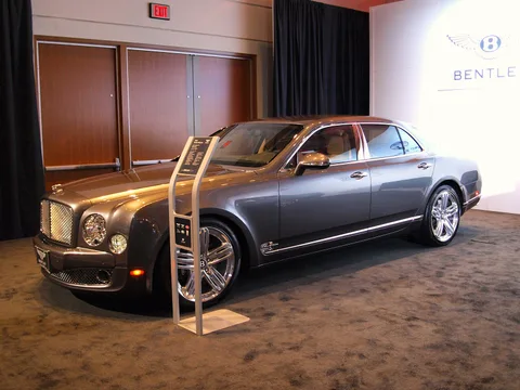 Bentley Mulsanne — 4