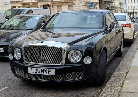 Bentley Mulsanne — 5