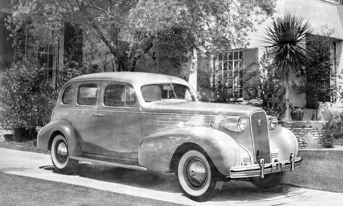 Cadillac Series 65