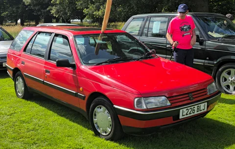 Peugeot 405 — 6