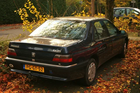 Peugeot 605 — 7