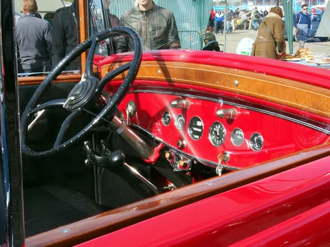 Cadillac Series 355 — 8