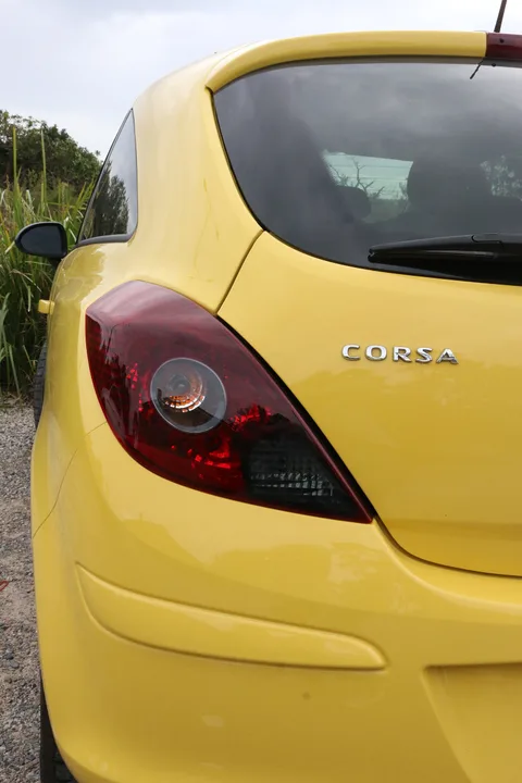 Opel Corsa D — 8