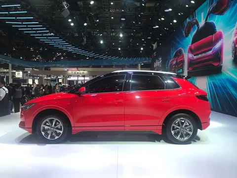 BYD e2 — 4