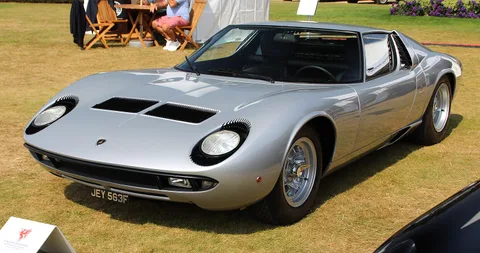Lamborghini Miura — 6