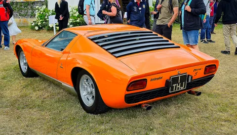 Lamborghini Miura — 8