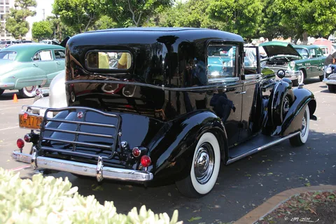 Buick Roadmaster — 3