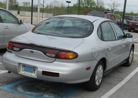 Ford Taurus 3rd generation — 8