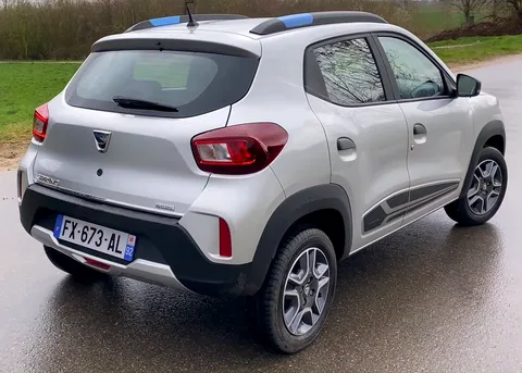 Dacia Spring — 6