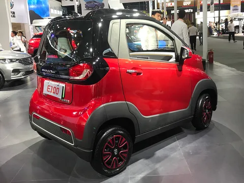 Baojun E100 — 3