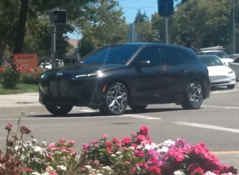 BMW iX — 5