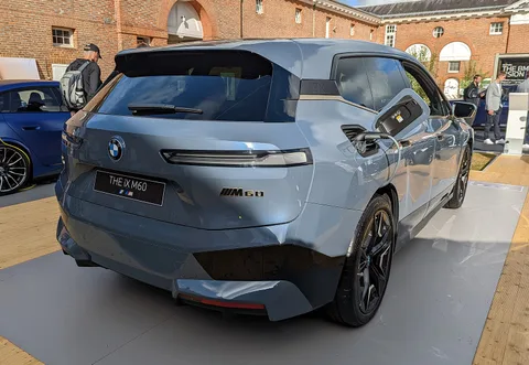 BMW iX — 6