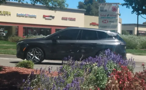 BMW iX — 8