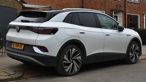 Volkswagen ID.4 — 4
