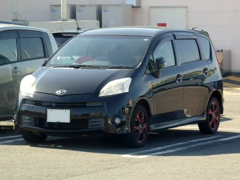 Daihatsu Boon Luminas — 5
