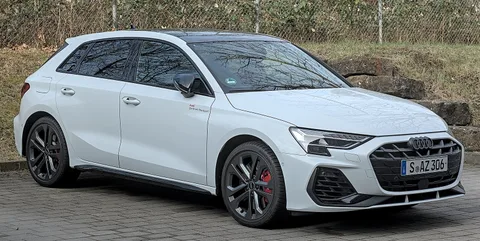 Audi A3 8Y — 6