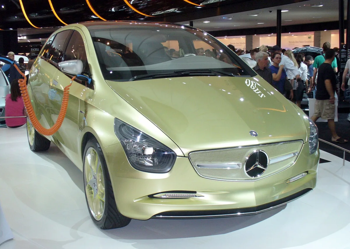 Mercedes-Benz BlueZERO