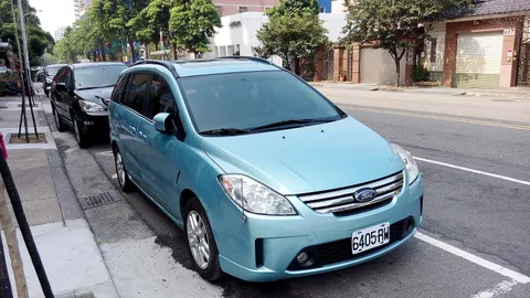 Ford I-Max — 3
