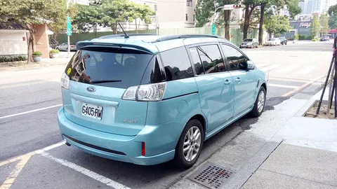 Ford I-Max — 4