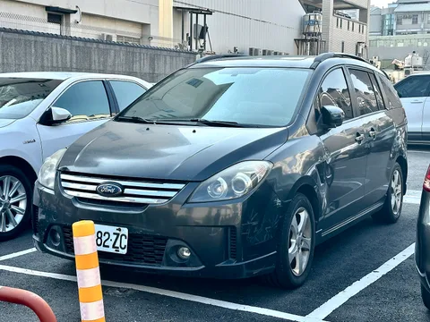 Ford I-Max — 6