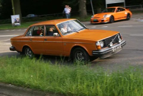 Volvo 244
