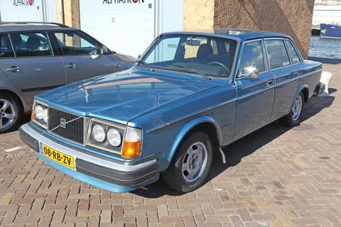 Volvo 244 — 2