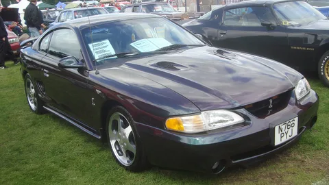Ford Mustang IV SVT Cobra — 2