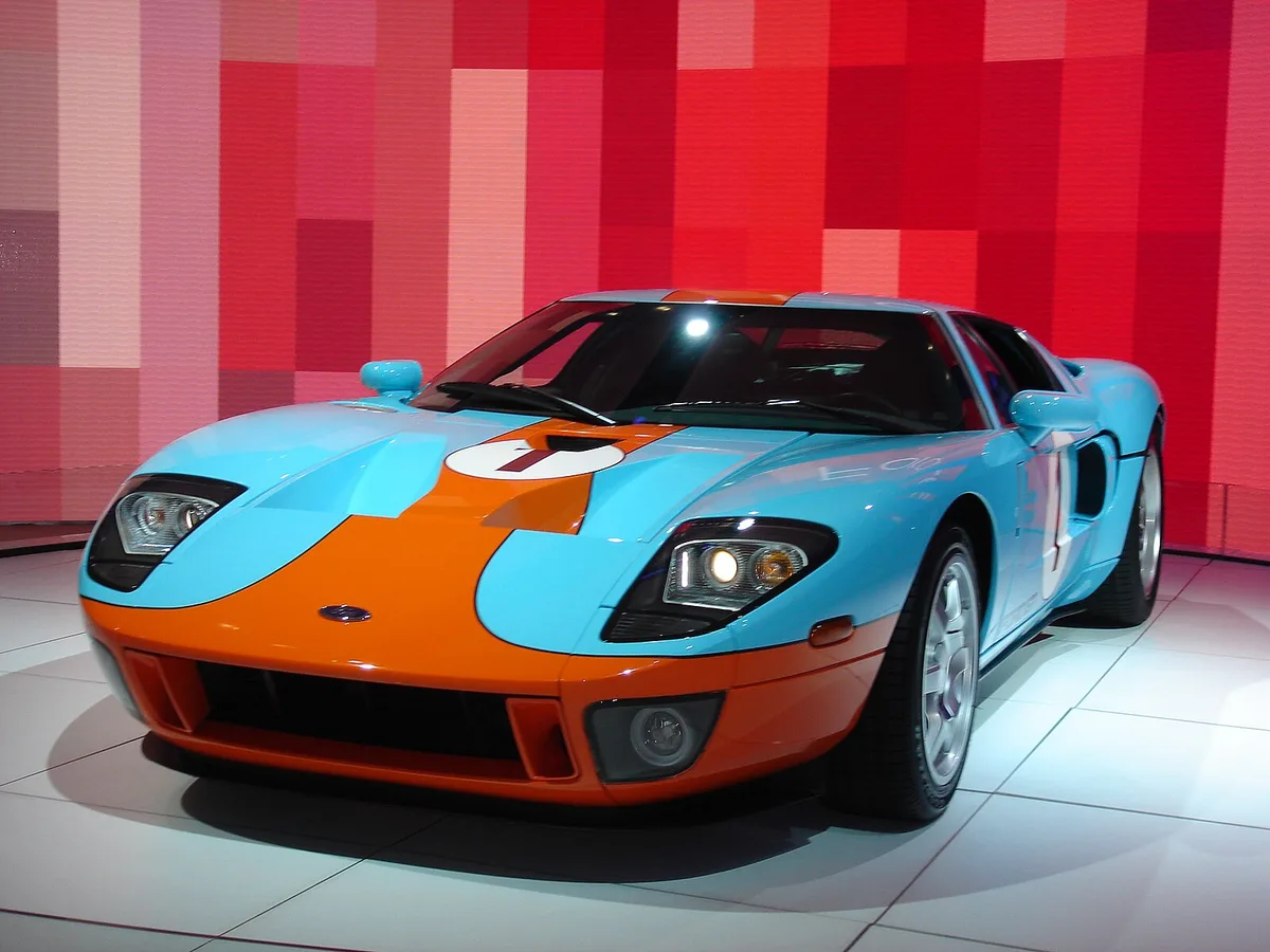 Ford GT (2004–2006)
