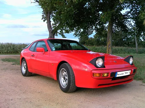 Porsche 944 S