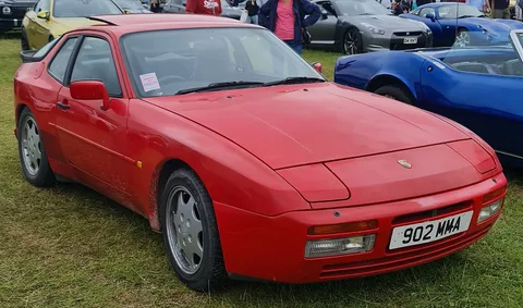 Porsche 944 S — 6