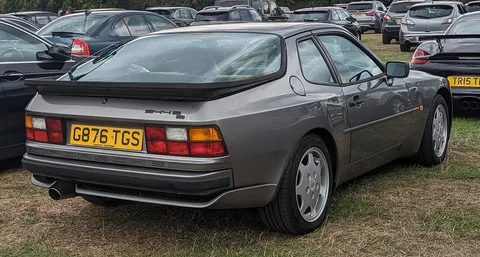 Porsche 944 S2 — 2