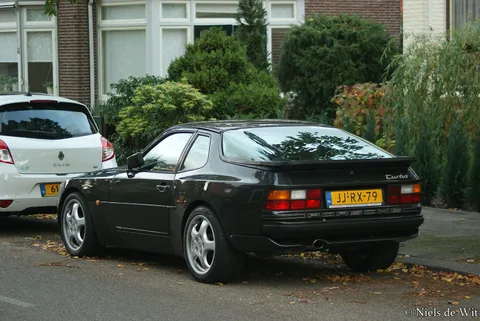Porsche 944 Turbo — 8