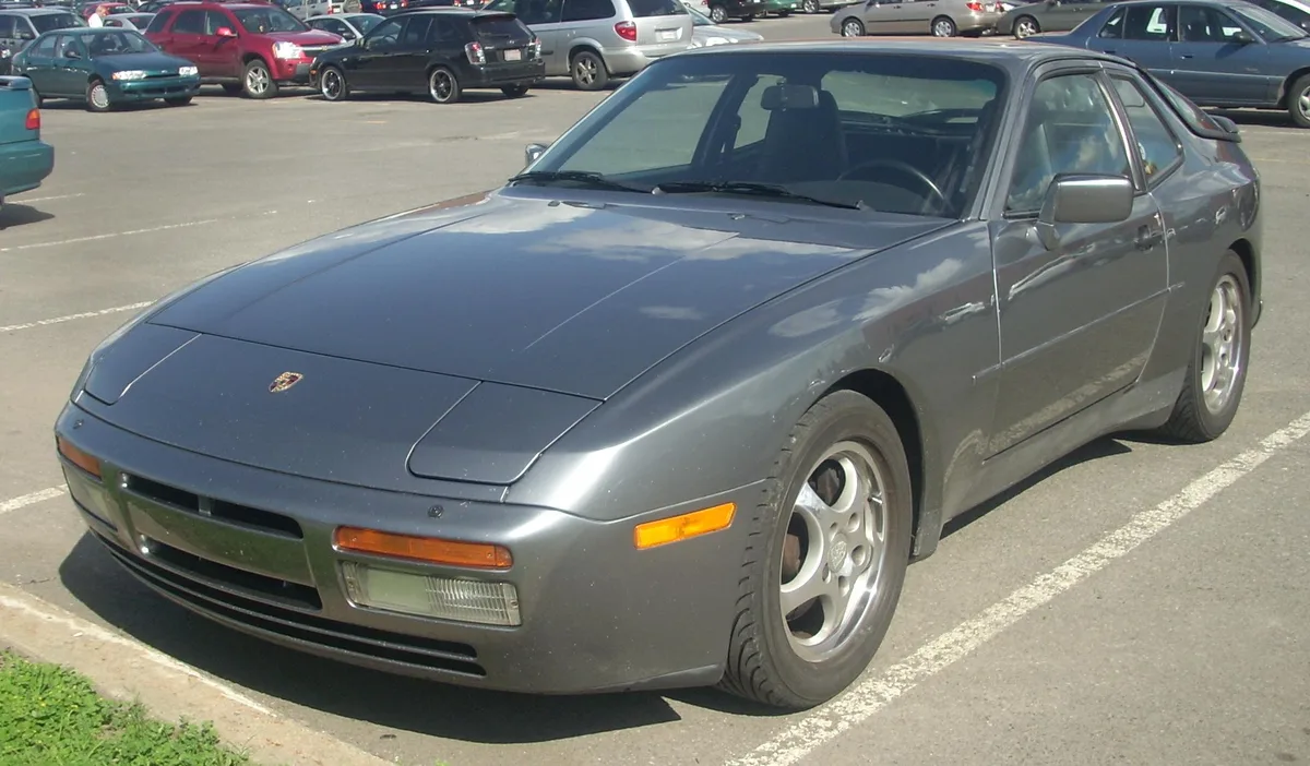 Porsche 944 Turbo