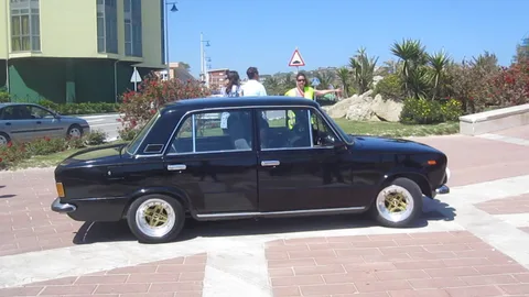 SEAT 124 FL — 6