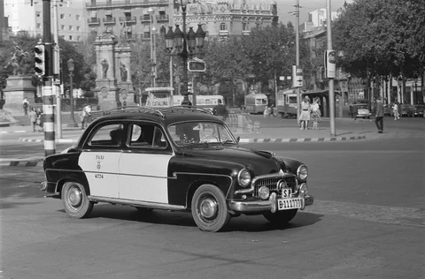 SEAT 1400 A — 5
