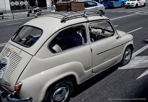 SEAT 600 D — 7