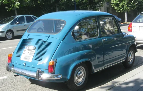SEAT 600 E — 4