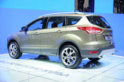 Ford Kuga (second generation) — 3